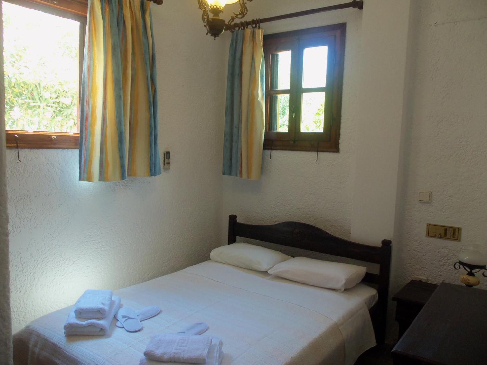 Alexandros Hotel Grikos Bay (Patmos) Quarto foto